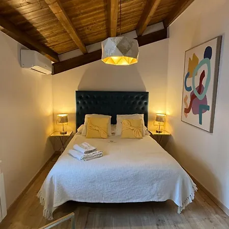 Flores Para Angela Apartamentos Rurales En El Valle Del Jerte * カベズエラデルバレ