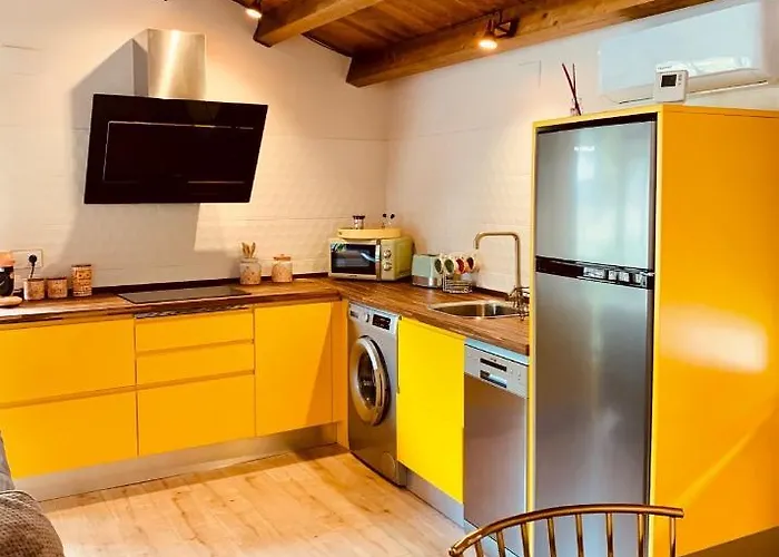 En El Valle Del Jerte Flores Angela *