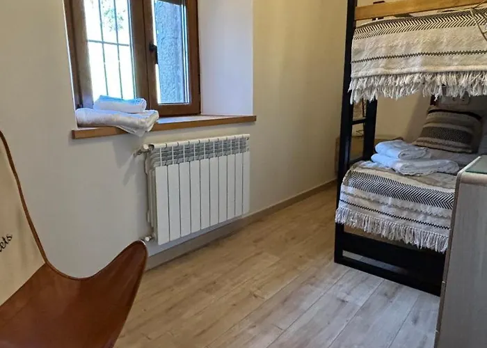 En El Valle Del Jerte Flores Angela Apartman *